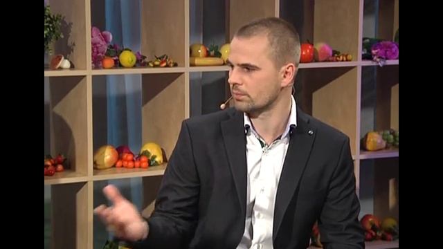 ПОЛЬЗА, ПОКАЗАНИЯ КЕДРОВОЙ БОЧКИ! "В гостях у Геннадия Малахова" Кедровая фитобочка Фитородник. смотреть онлайн