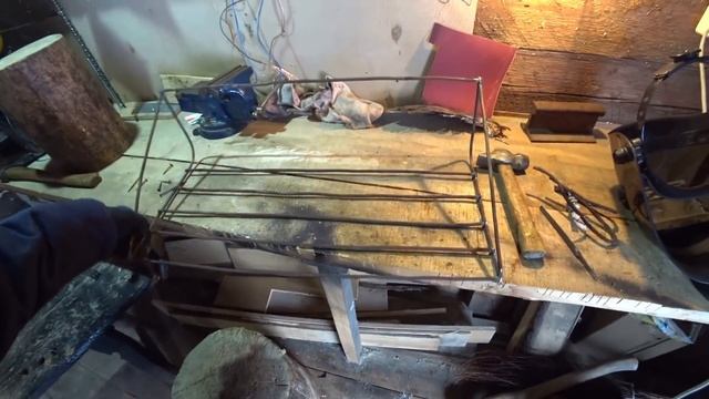 Живу в деревне. Что я сделал из куска проволоки? смотреть онлайн