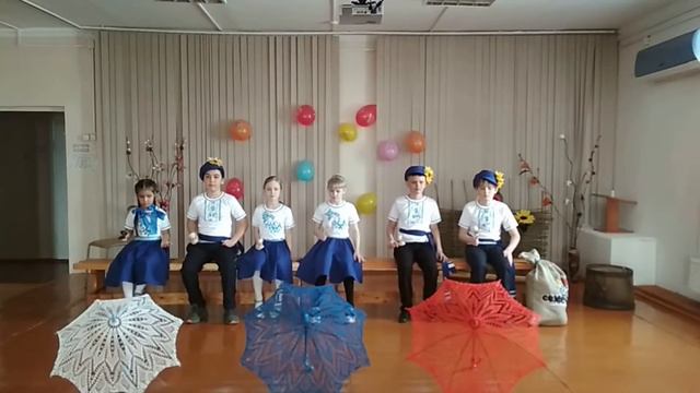 Шарыповский муниципальный округ с 80-летием поздравляют юные ложкари