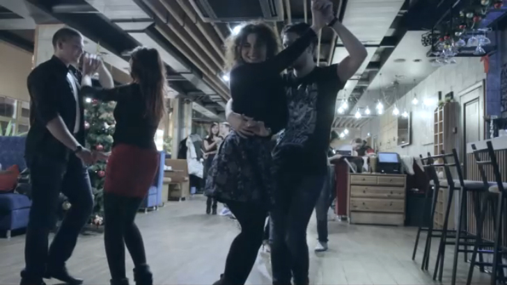 Monchy Y Alexandra-No Es Una Novela