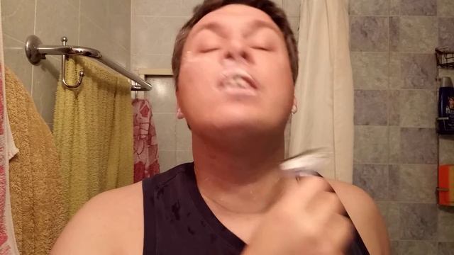 Растерянное бритьё. YAQI, GILETTE PLATINUM, OMEGA 83, PRORASO, OMEGA.