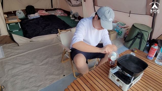 [솔캠] ??반려견과 함께 하는 캠핑 가성비 좋은 장비 소개 그리고 소소한 팁 공개