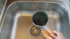 Как покрасить яйца на пасху. Мраморные яйца на пасху. Покраска яиц луковой шелухой и зелёнкой