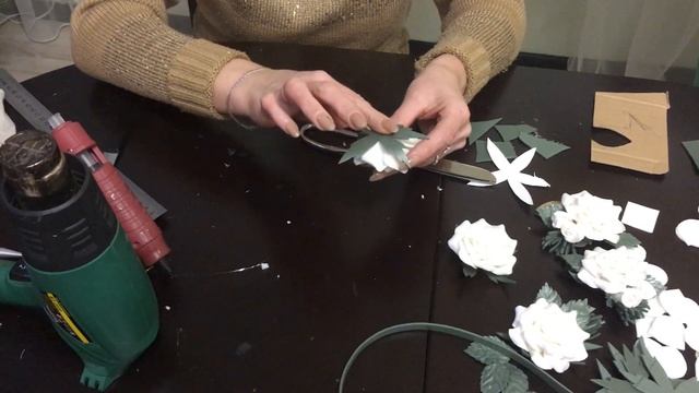 ПОДХВАТЫ ДЛЯ ШТОР ИЗ ИЗОЛОНА. РОЗОЧКИ. смотреть онлайн