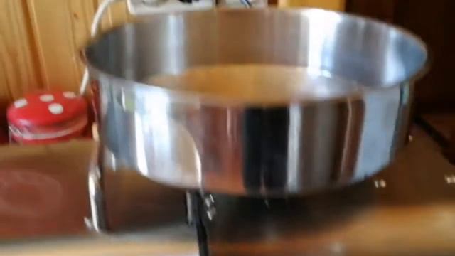 Жмём масло из семян подсолнуха, кунжута и тыквы, через маслодавку. смотреть онлайн