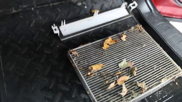 Замена салонного фильтра Сузуки гранд витара 2.0 Cabin Filter Replacement Suzuki Grand Vitara 2.0