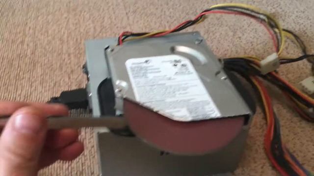 Делаем наждак из жёсткого диска. Доступный и простой способ. смотреть онлайн