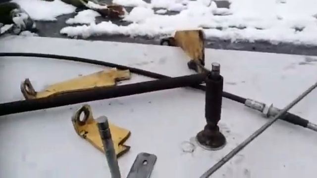 Мксм-800, зетор 5201 устранение болячки управления тросами , переделываю на тяги. смотреть онлайн