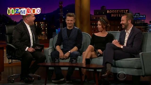 У Джереми Реннера нашли удивительное сходство с "сердитым котом" смотреть онлайн