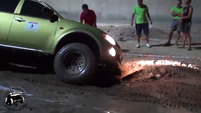 Trial de Roquetas de Mar Mitsubishi L200 chapa instant смотреть онлайн