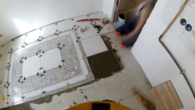 Быстрая укладка плитки под мрамор (коридор, кухня).СВП РУЛИТ. смотреть онлайн