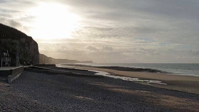Veules-les-Roses - Côte d'Albâtre - Seine-Maritime - Normandie - France смотреть онлайн