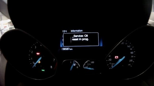 Remise à zéro du voyant d'entretien Ford C-Max/Kuga смотреть онлайн