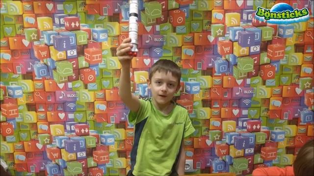 Бонстики в космосе. Играем вместе. Bonstics in space. Play together. смотреть онлайн