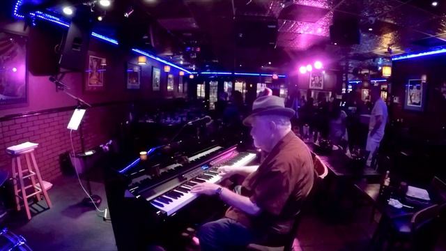 Piano Bob on Stage Boogie Woogie Set at Blue Jean Blues in Fort Lauderdale Cam 2 смотреть онлайн