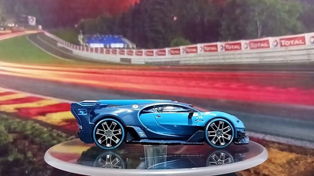 Mini GT Bugatti Vision Gran Turismo Light Blue смотреть онлайн