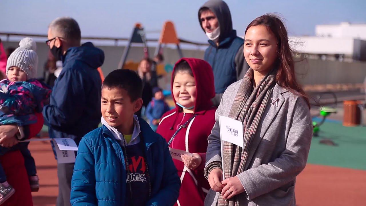 Праздник новоселья в #ЖКБелаяАллея смотреть онлайн