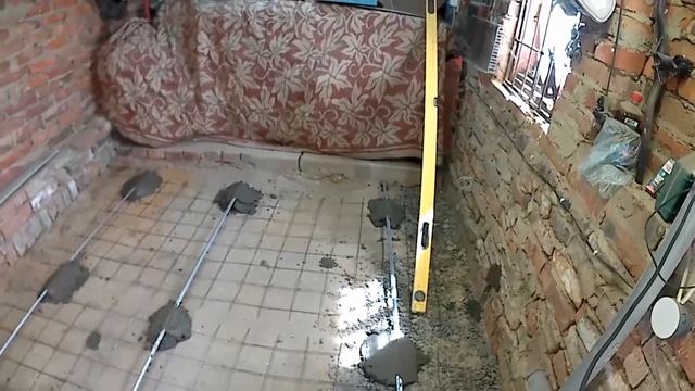 Заливка пола. Или как я пере просил свой сарайчик по мастерскую)) смотреть онлайн