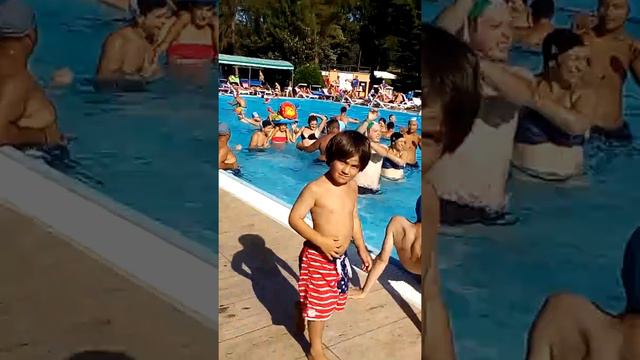 Nuovo ballerino del talent show di Maria de Filippi "Amici" 2021 смотреть онлайн