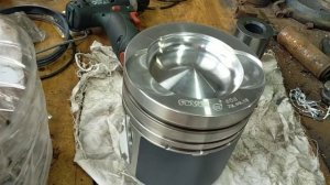 ямз 6581.10 или ямз 7511 поршневая и шатуны. доработка напильником.