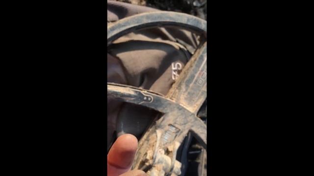 Что лежит на дне реки? смотреть онлайн