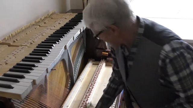 Как правильно пропылесосить пианино это должен знать каждый пианист смотреть онлайн