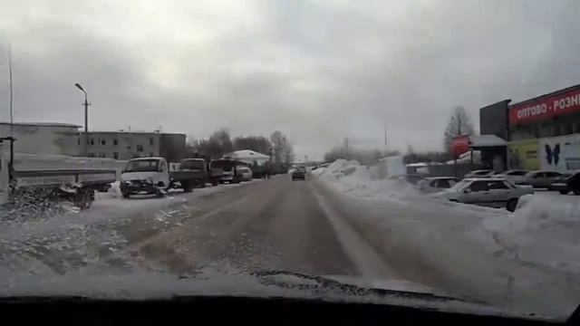 По Сыктывкару на ВАЗ 2115 смотреть онлайн