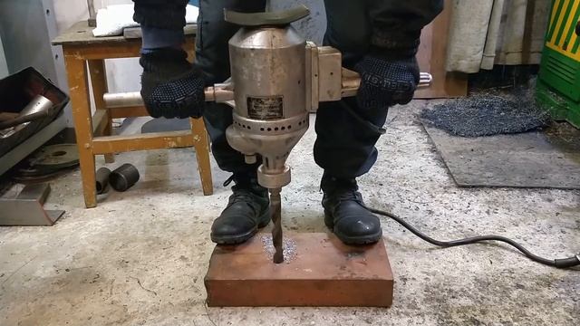 Дрель редукторная И-29 А 1951 года выпуска смотреть онлайн