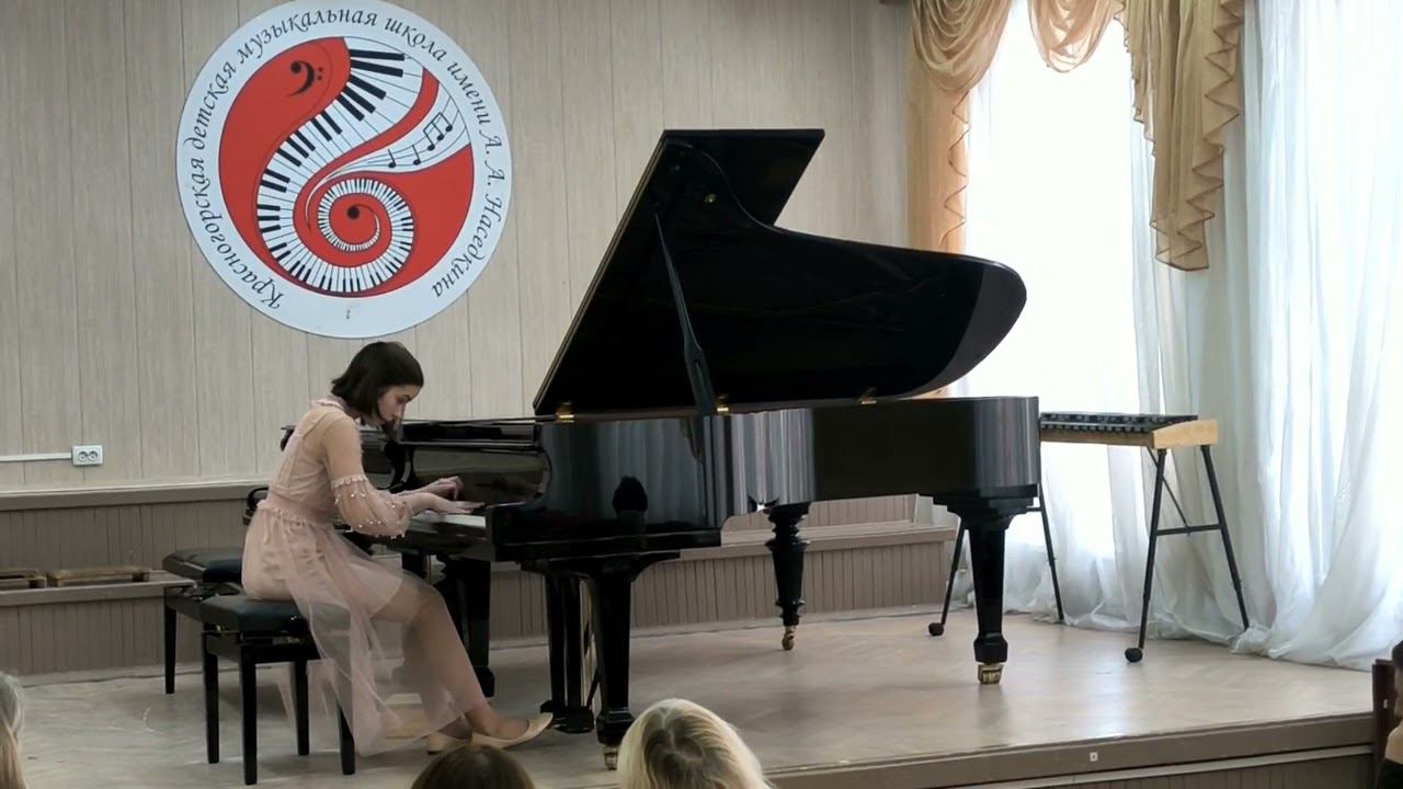 The Cat and the Mouse, by Aaron Copland смотреть онлайн