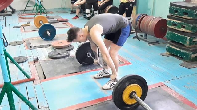 "Легенда" опять появился в зале|Панда|#ТяжелаяАтлетика2021 смотреть онлайн