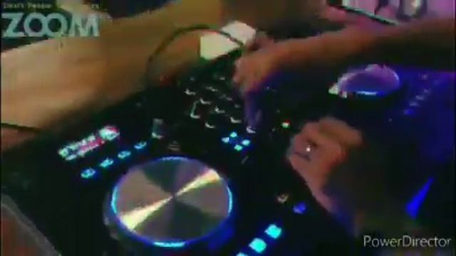 RETRUN OF THE TRES (JUNGLE R&B )DJ ARYAGOEZ смотреть онлайн