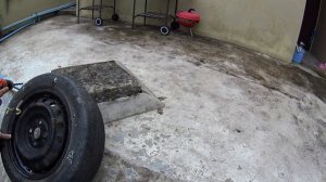 Пена и колесо  Что будет если монтажную пену залить в колеса