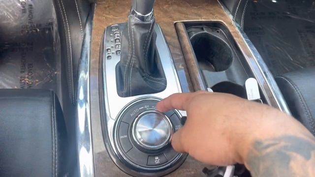2017 Infiniti QX80 смотреть онлайн