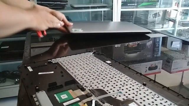 Mudah..... Inilah Cara Ganti Keyboard Laptop Asus X540Y смотреть онлайн
