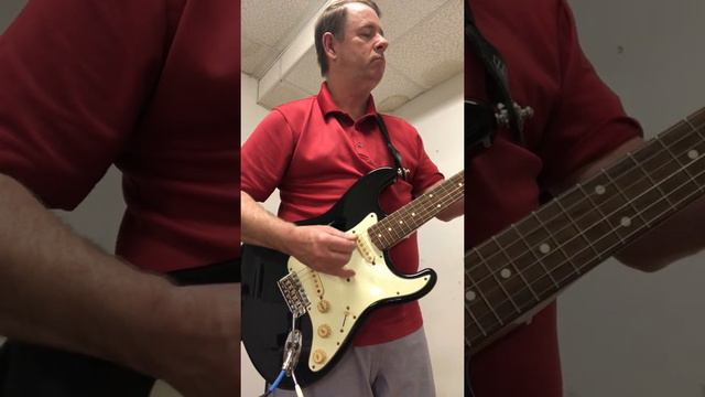 Fender MIJ 62 reissue Strat смотреть онлайн
