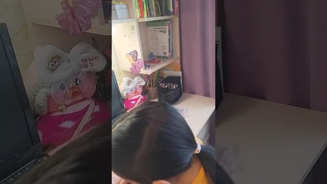 делаем закладку из бисера смотреть онлайн