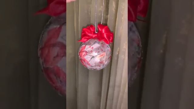 Шары на ёлку, коробочки для подарков. Красивые. смотреть онлайн