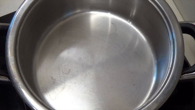 Корейская кухня: Суп из соевых ростков или Кон намуль гук (콩나물국) смотреть онлайн