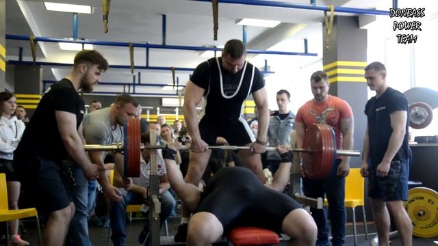 Антон Ториченко - Жим лежа 255+/265+/270+ смотреть онлайн