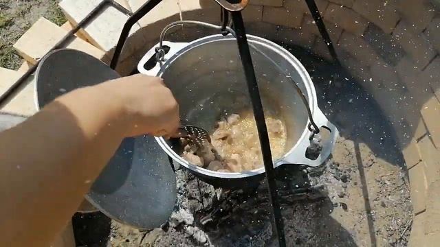 Как приготовить плов на костре смотреть онлайн