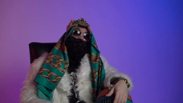 Урок БАСКЕТБОЛА от BIG RUSSIAN BOSS! смотреть онлайн