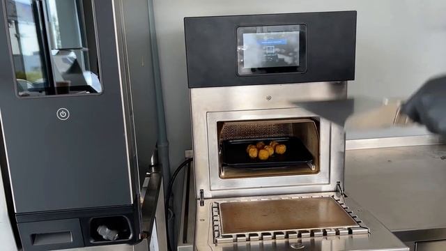 LAINOX EN ORACLE / BREADED ALASKA POLLOCK NUGGETS Spot смотреть онлайн