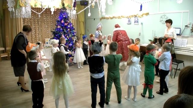 2018 ДС 1155 Группа 7 Новогодний праздник