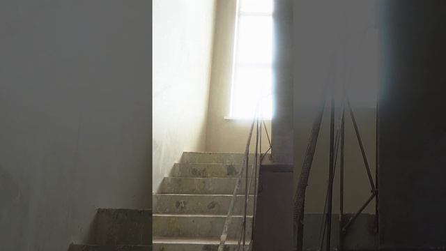 комфортная монолитная лестница в доме #строительстводомов смотреть онлайн