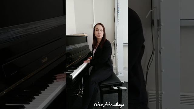 Сольфеджио. Трезвучия. Главные трезвучия. Главные ступени. смотреть онлайн