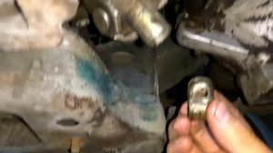 Замена сальника кулисы выбора скоростей деу Сенс