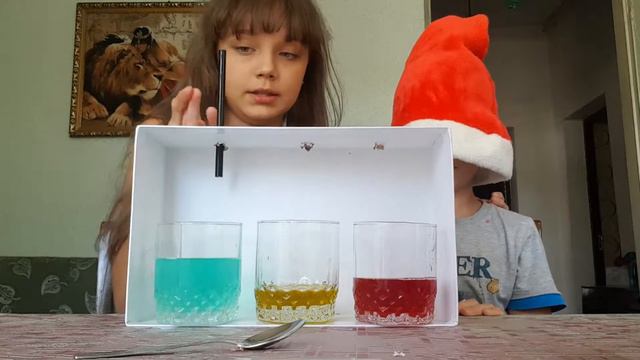 Угадай правильный стакан чтобы выжить ||Максиму стало плохо||😱😱 смотреть онлайн