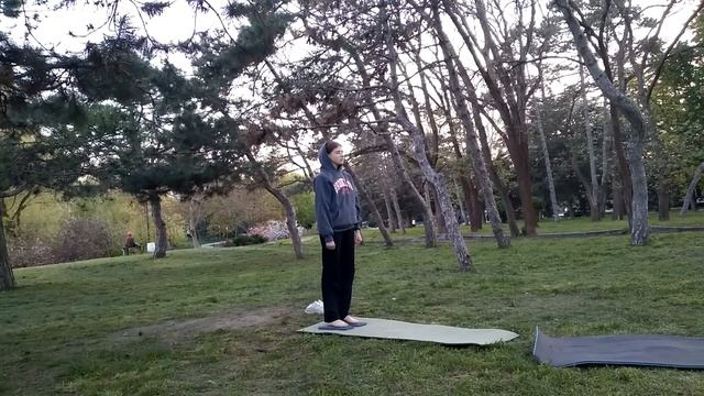 Йога и практика гвоздестояния | Мини-влог смотреть онлайн