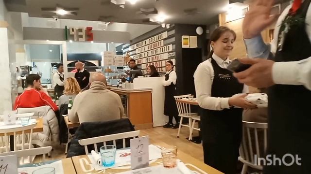 Елена ваш гид в Помпей, путешествие по Италии, Милан смотреть онлайн