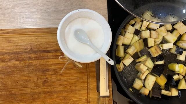 ВИТАМИННЫЙ САЛАТ Из СВЕЖИХ ОВОЩЕЙ и КАРАМЕЛИЗОВАННЫМИ БАКЛАЖАНАМИ!!????????? смотреть онлайн